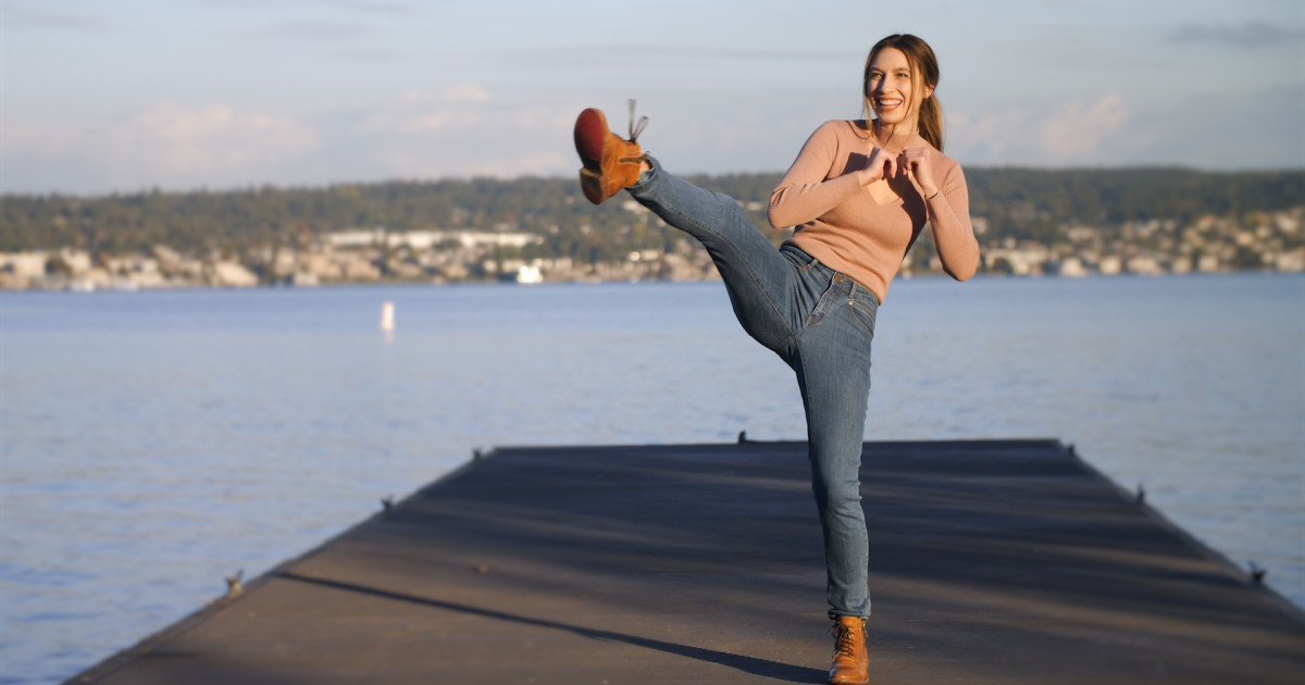 Finally, Women's Jeans with Deep Pockets! Indiegogo