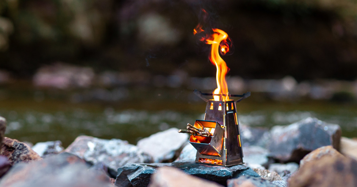 FireTower An efficient folding rocket stove. | Indiegogo