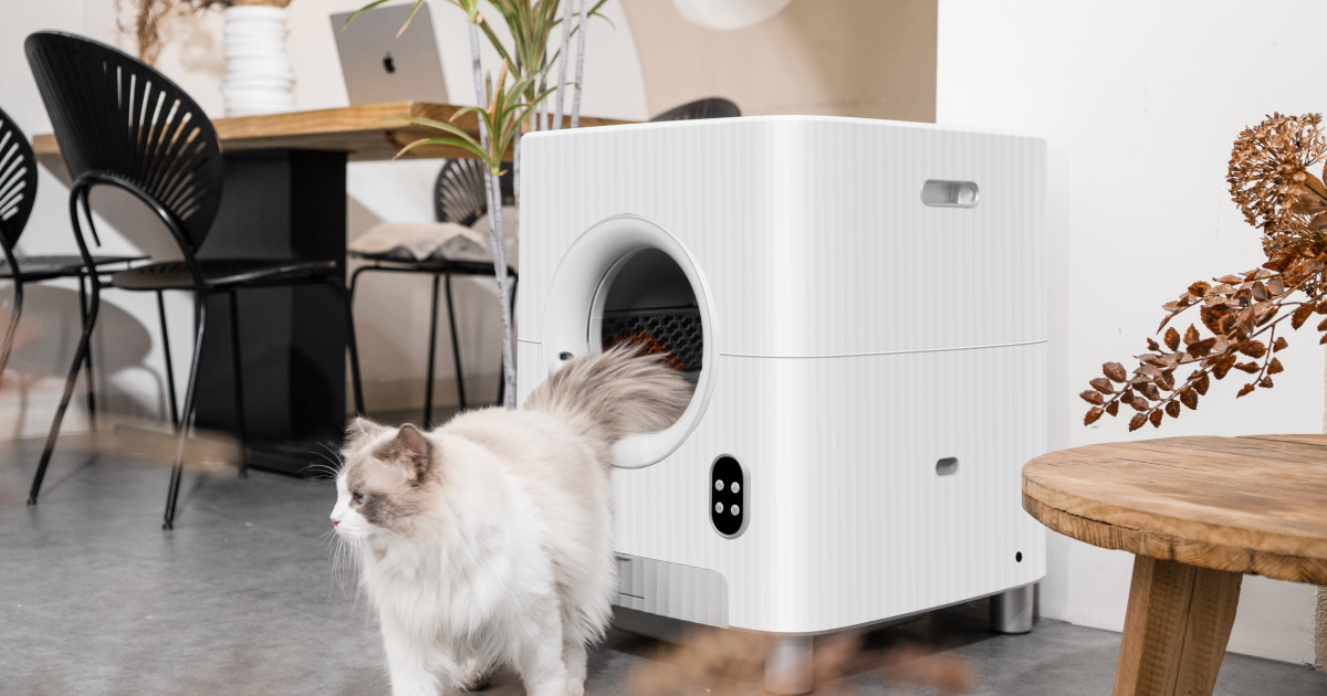 Charmkit World's First Autodoor Cat Litter Box Indiegogo
