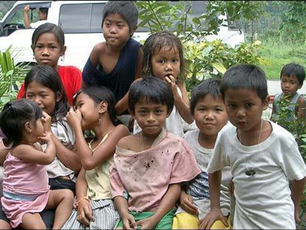 Providing books for the Philippines' homeless children | Indiegogo