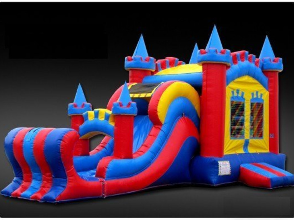 indoor-bounce-house-park-indiegogo