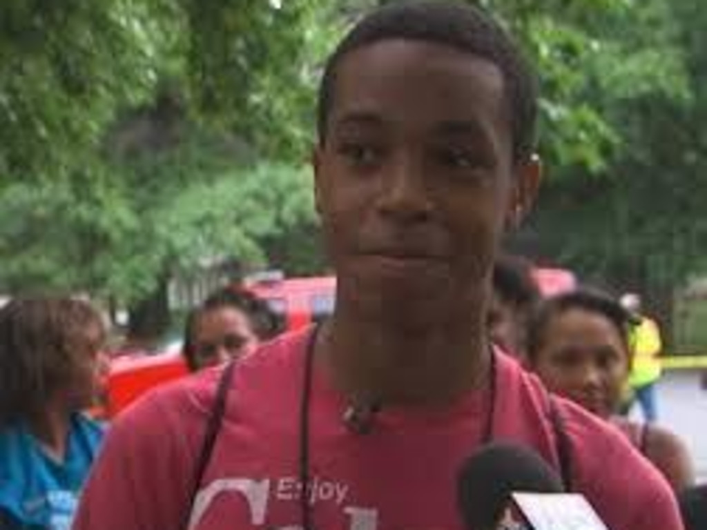 Reward the heroes scholarship fund Temar Boggs and Chris Garcia Indiegogo