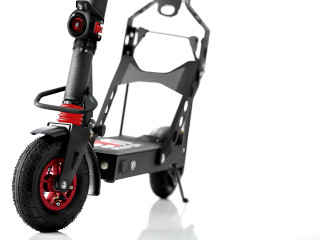 Revolutionize Your Commute With This Powerful New Electric Scooter Eon Is The Fastest AND Most Portable On Market Revolutionize Your Commute With This Powerful New Electric Scooter Eon Is The Fastest AND Most Portable On Market