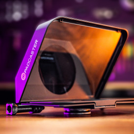 The Ultimate On-the-Go Smartphone Teleprompter