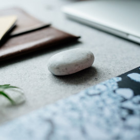 Moment Pebble - A new tool for modern mindfulness