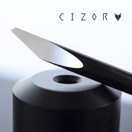CIZOR, a tungsten carbide cutting tool