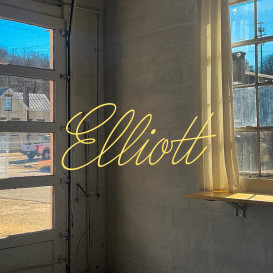 Elliott Coffee - A Cafe in Dayton, Kentucky