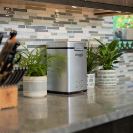 Obaggo: Turn plastic bags into recyclable disks