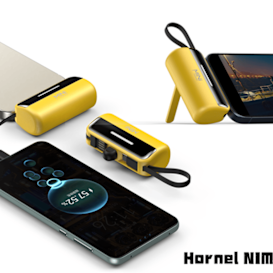 Power Bank :lightning&USB-C Plug in and Powered on