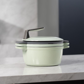 Taste Plus: 5-in-1 Multi-Functional Dutch Oven