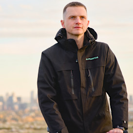 Neoarmor: 3-in-1 All-Year Graphene-infused Jacket