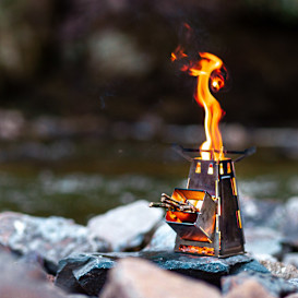 FireTower An efficient folding rocket stove.