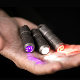 HUNT MINI: Rechargeable Multi-Function Flashlight