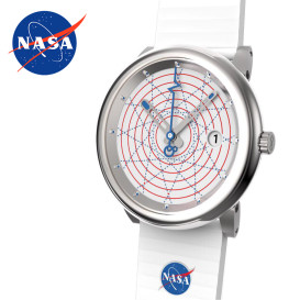 DBZ - Space-inspired watch with a luminous design