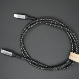 Super Cable: The USB 4 Cable Is Coming!