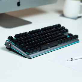 BladeMaster: Ultimate Keyboard with Genius-Knob