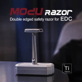 Titanium Collapsible Razor for On-the-Go Shaving