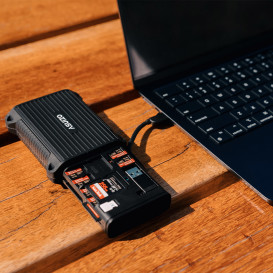 CAZE: Full Protection &High-speed Card Reader Case