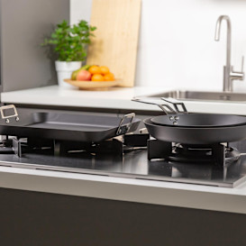BARE Cookware 4.0: Pre-seasoned Carbon Steel Pans