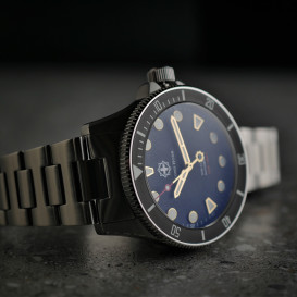 The Gin Clear Diver: stylish, high spec dive watch