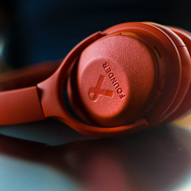 Beat Cancer Headphones - Funding Cancer Research
