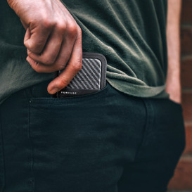 PUNCUBE 2.0-A minimal wallet's maximize potential