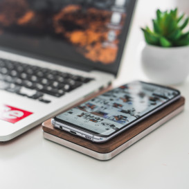 THE BRICK: The World's Best Wireless Phone Charger