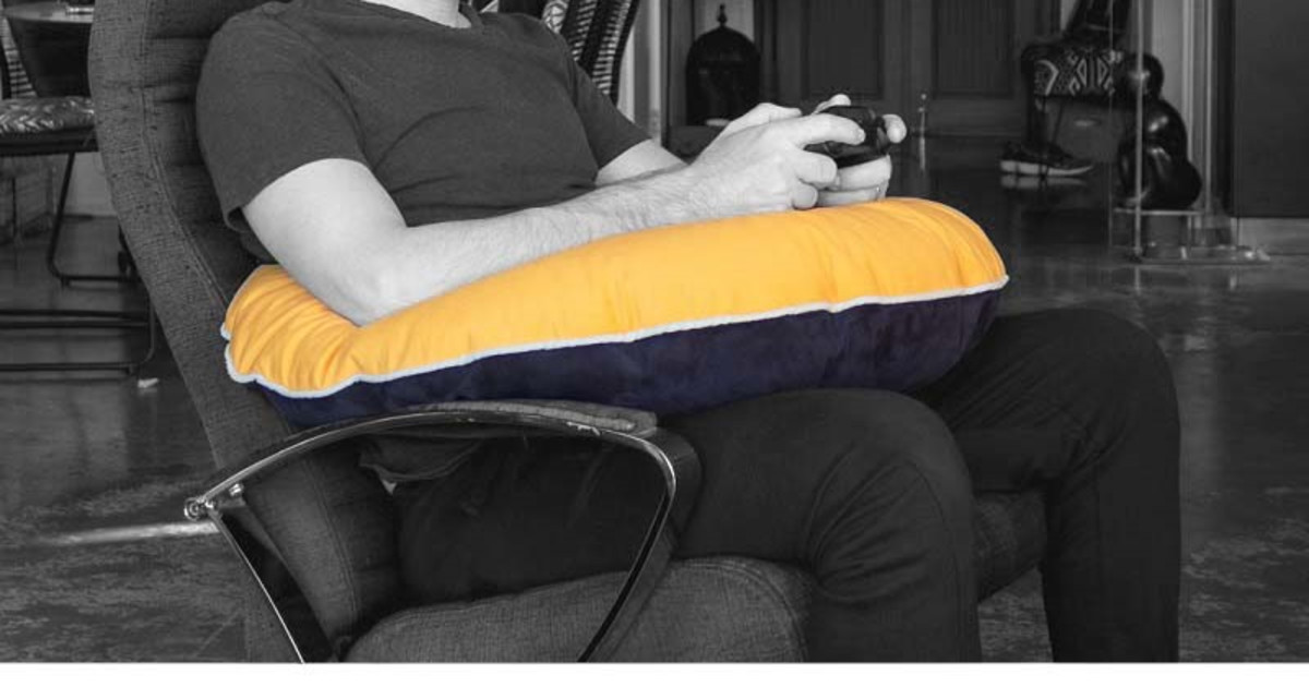 The Valari Gaming Pillow - Taking the pain out of the game by Hilal  Kanafani — Kickstarter