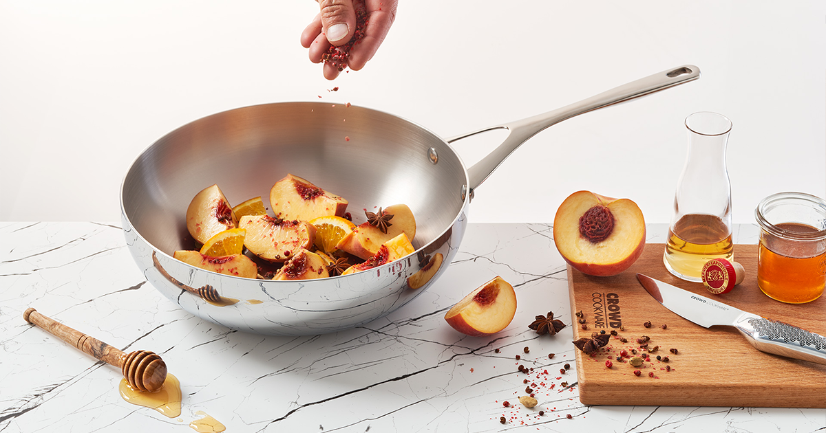 Crowd Cookware The Naked Titanium Pans have energy-efficient designs  without any coatings » Gadget Flow