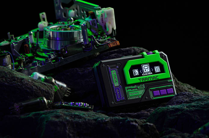 Wizman Green Powerbank: Retro Display&Fun Features | Indiegogo