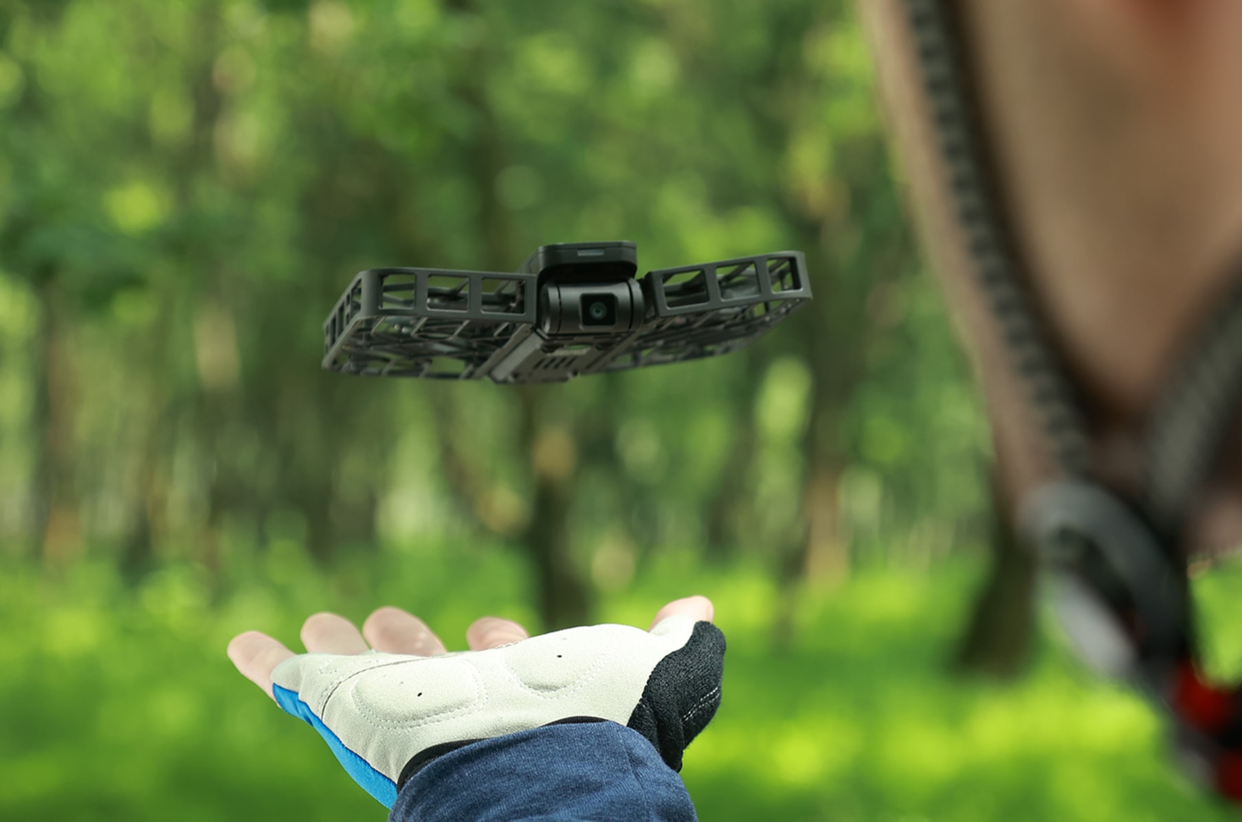 HOVERAir X1 Standard Pack, Pocket-Sized Self-Flying Camera (Drone), Ultra  Ligh