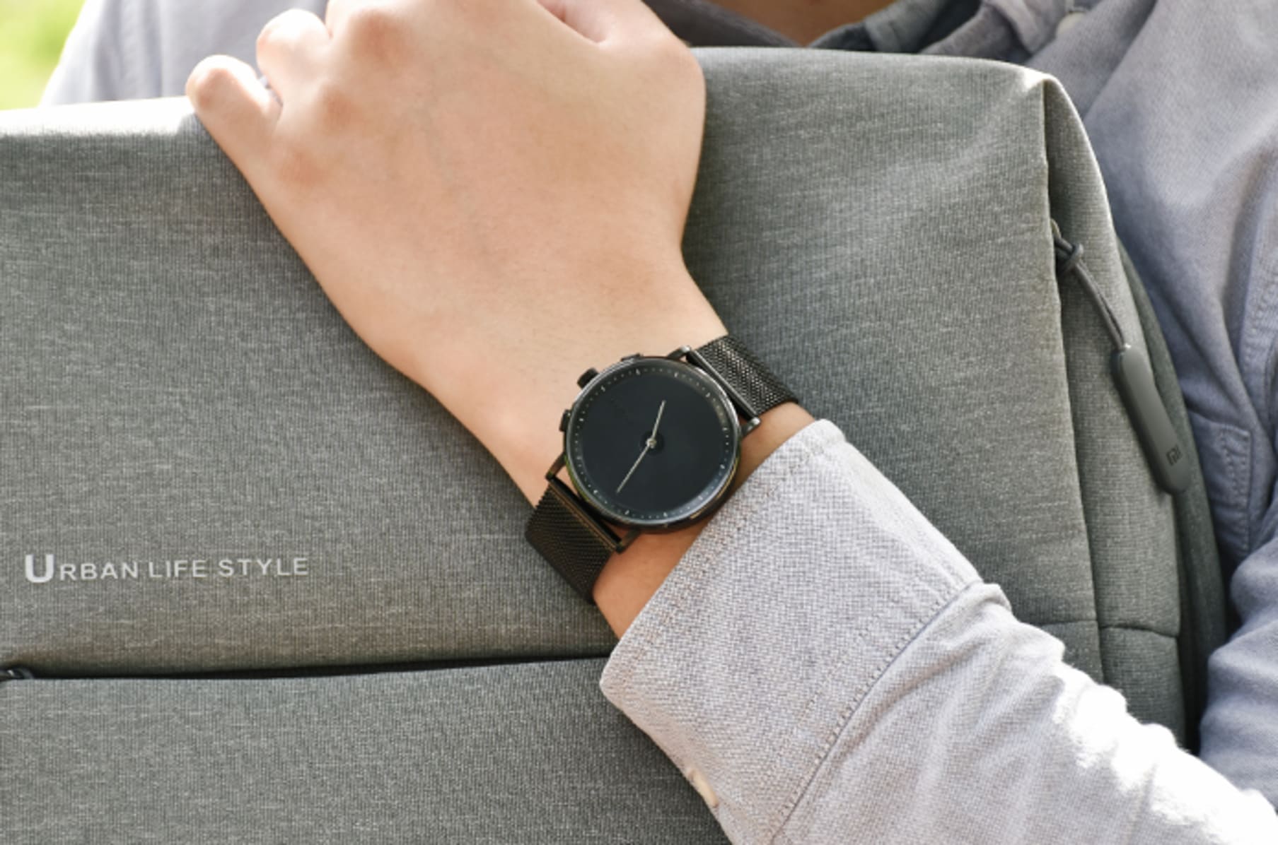 Clearink smartwatch sales