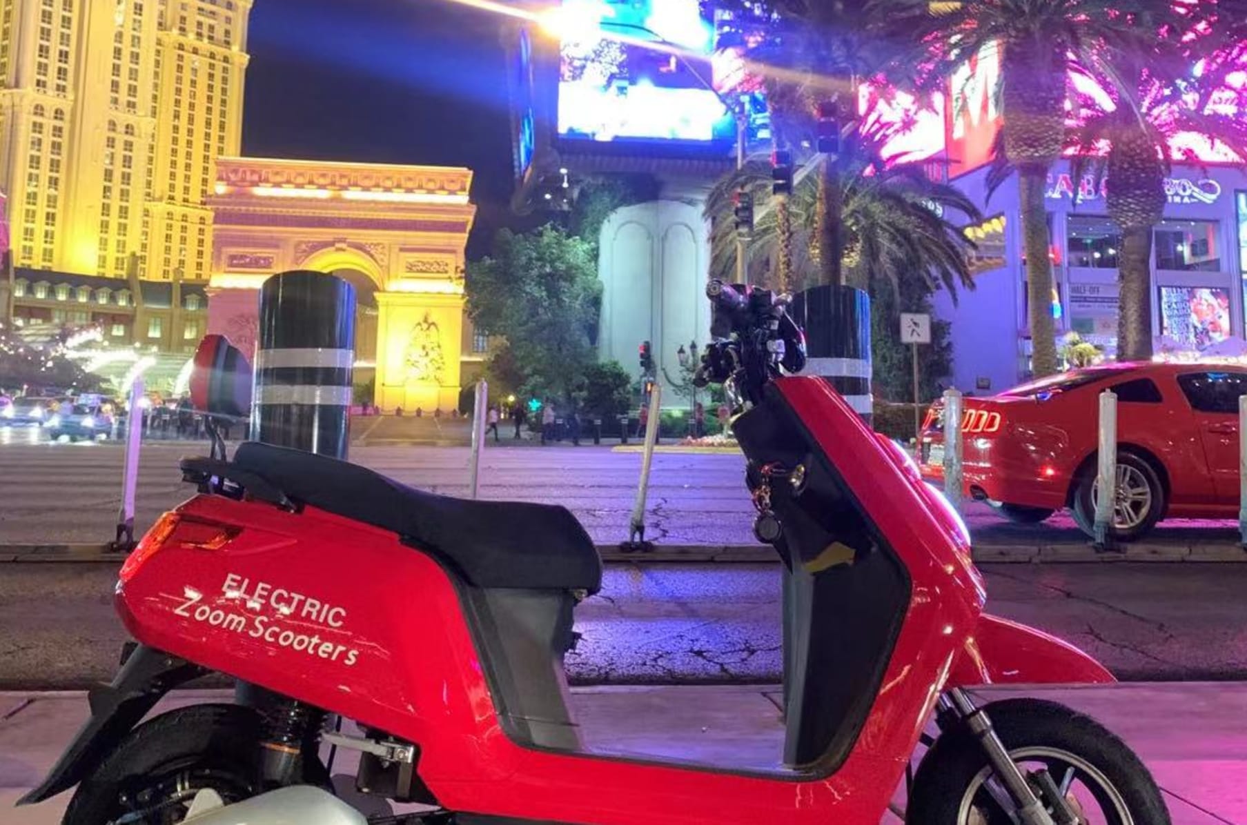 Zoom on sale electric moped