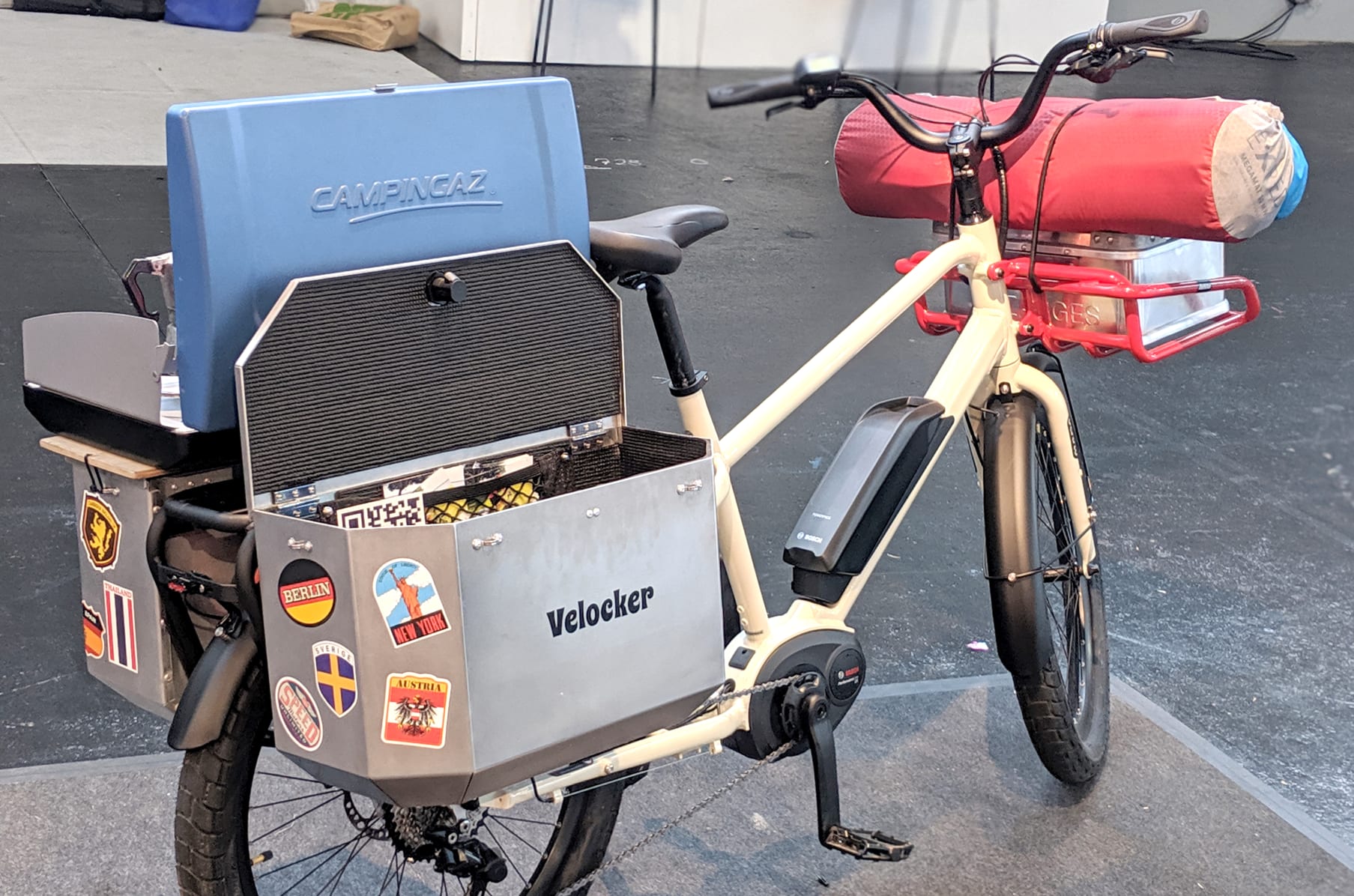 Velocker Cargo Panniers Life by Bike made easy Indiegogo