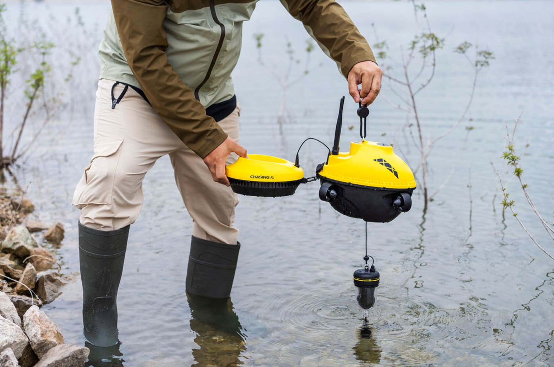 Chasing f1 clearance fishing drone