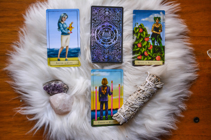 Moon Crystal Tarot | Indiegogo