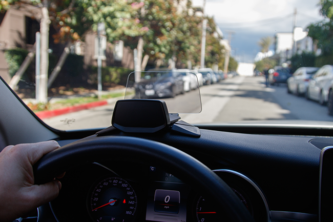 HUDWAY Drive: head-up display for any car