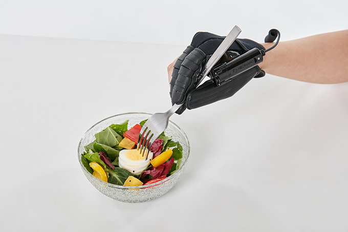 OXO Good Grips Large Chopper : assistive kitchen chopper for people with  arthritis