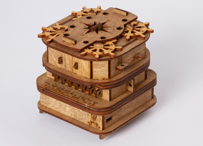 Cluebox｜中世イギリスの宝箱モチーフの難解パズルボックス「クルー 